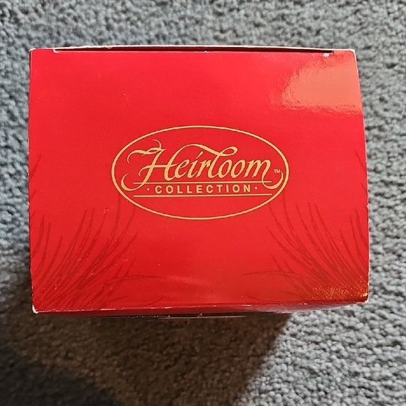 Nancy and Sluggo Ornament by Carlton Cards - Picture 5 of 6